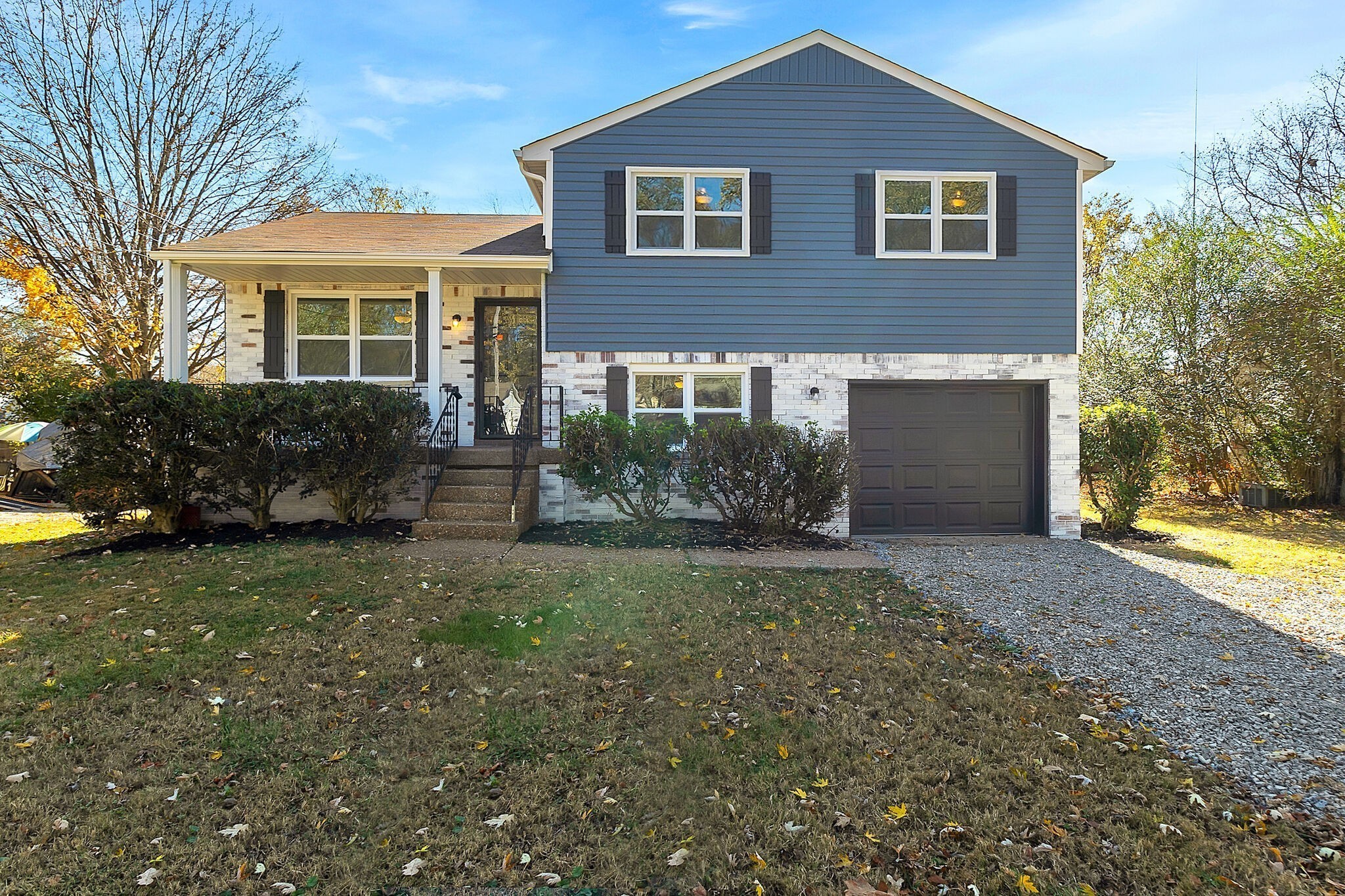 Photo of Listing #3243490