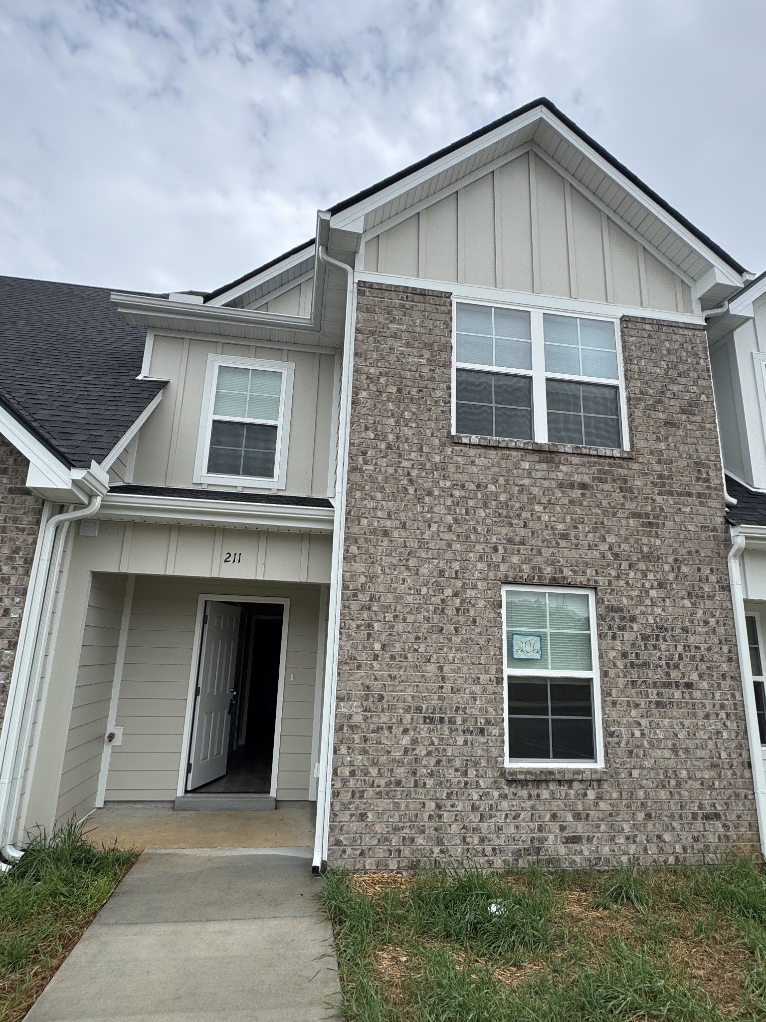 Photo of Listing #3247209