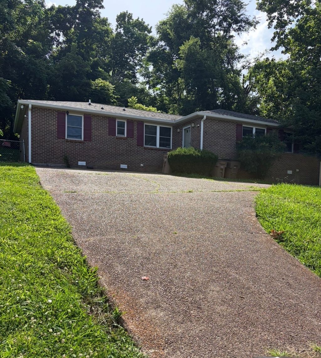 443 Cedarmont Dr, Nashville