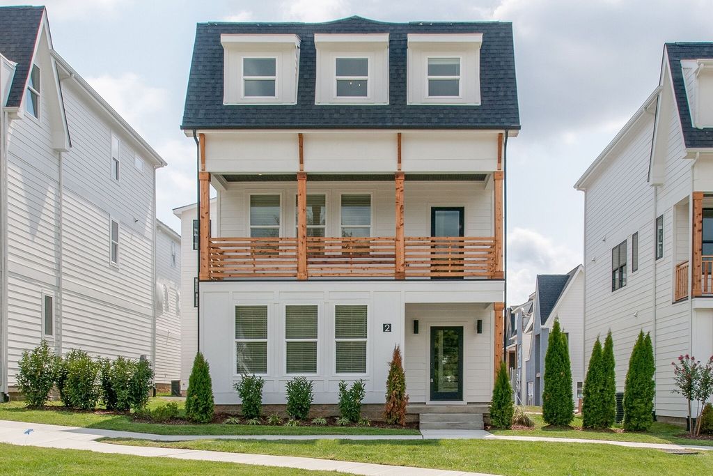 530 Edwin St 2, Nashville