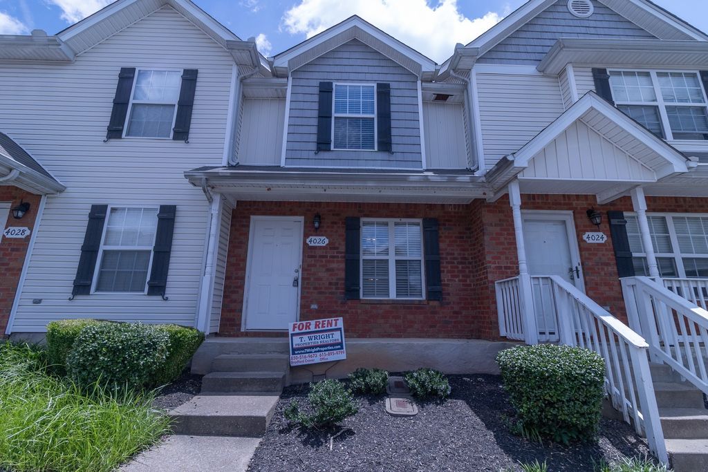 4026 Cody Dr, La Vergne