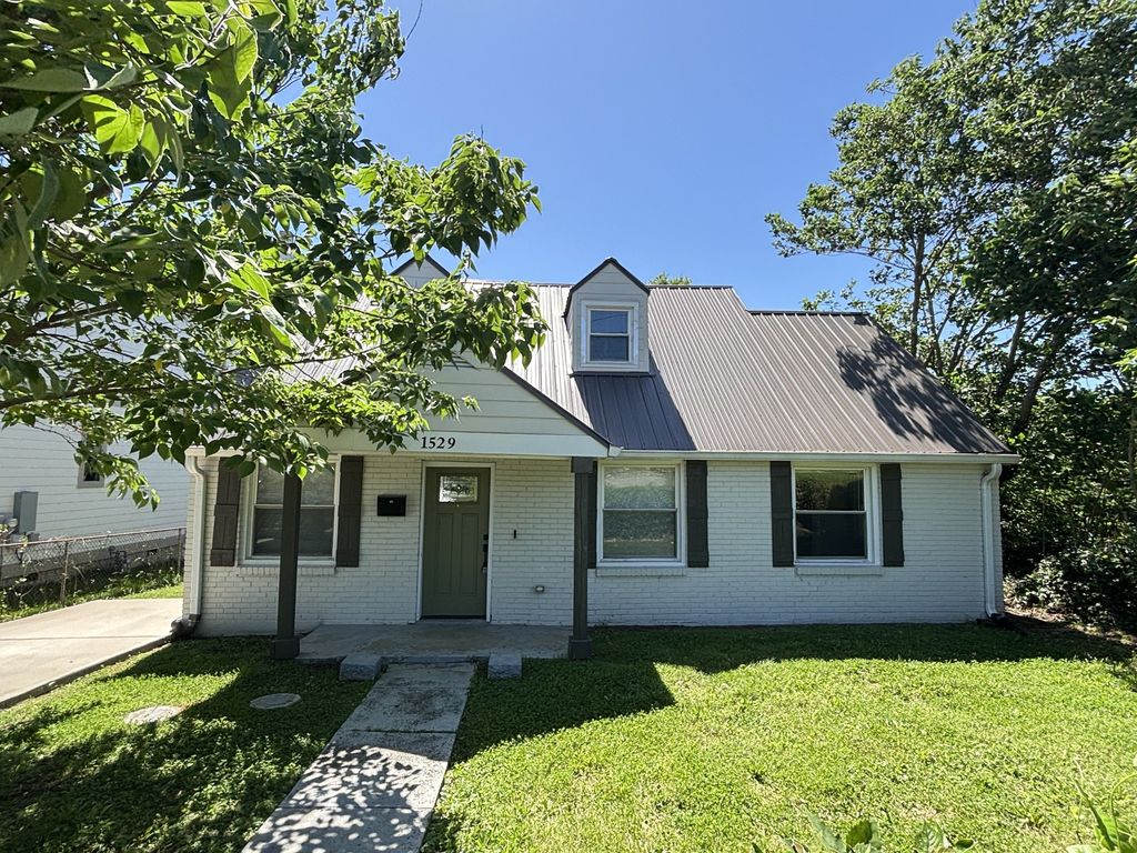 1529 21st Ave N, Nashville
