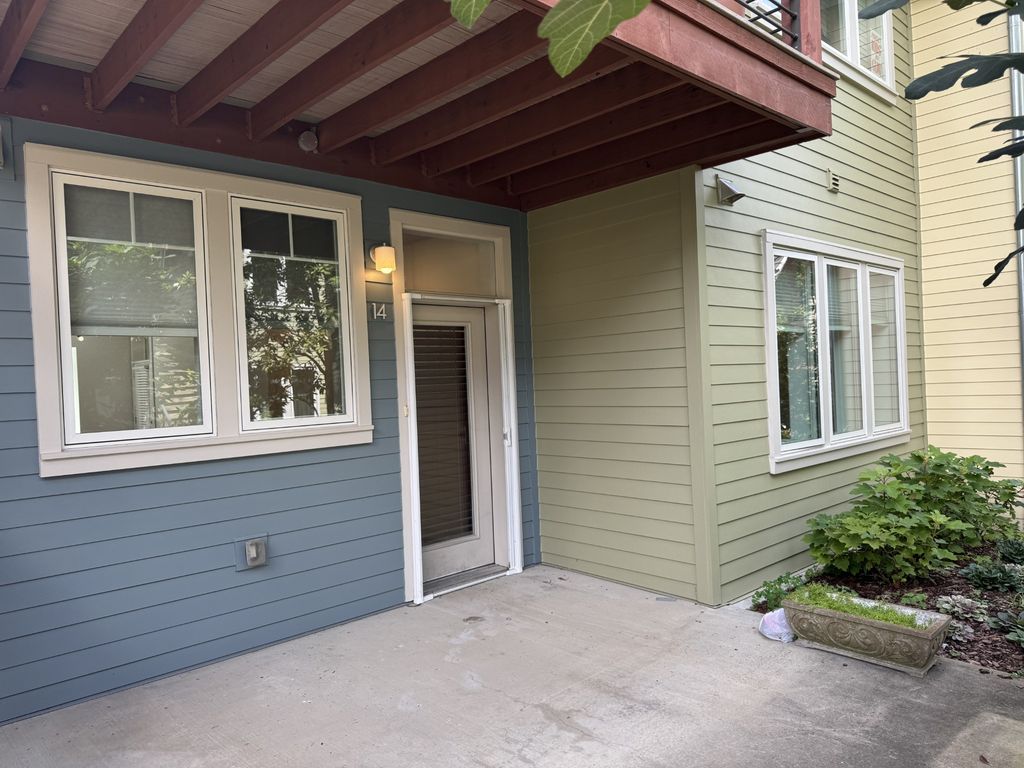 1325 5th Ave N 14, Nashville