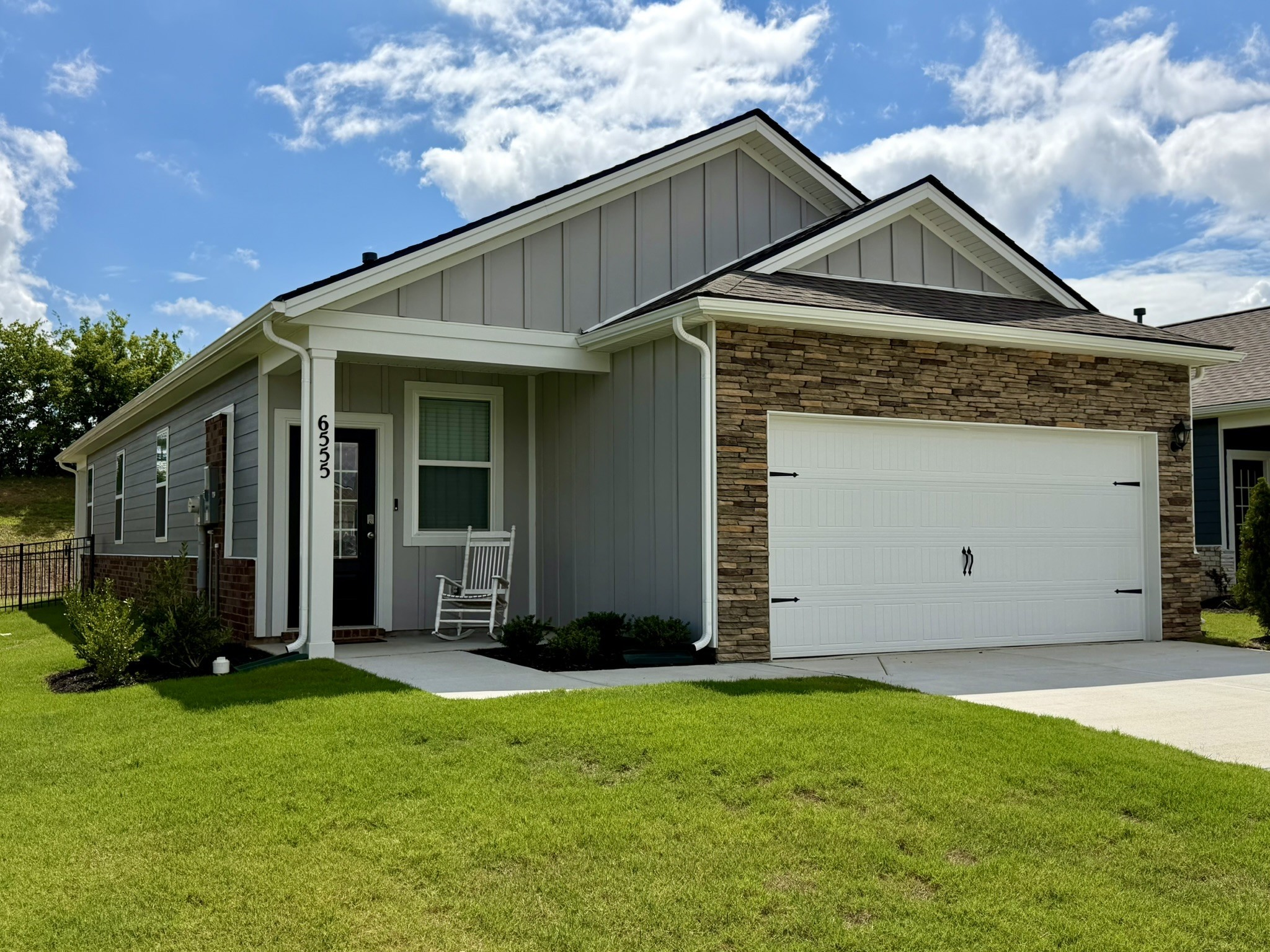 Photo of Listing #3288027