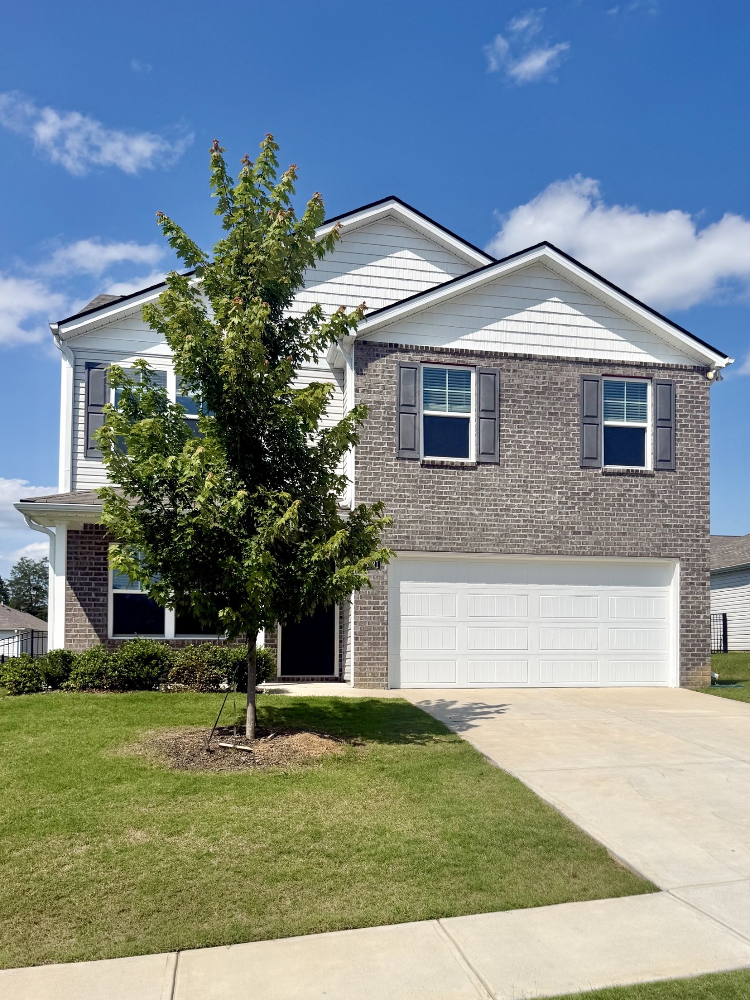 Photo of Listing #3298396