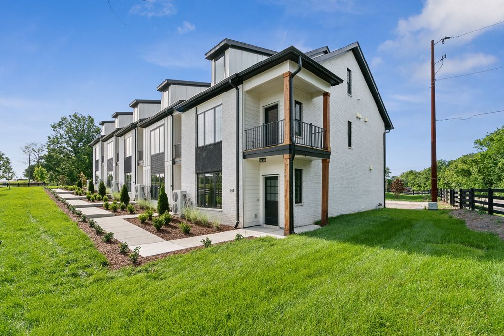 344 Sophia Rain Dr, Nashville