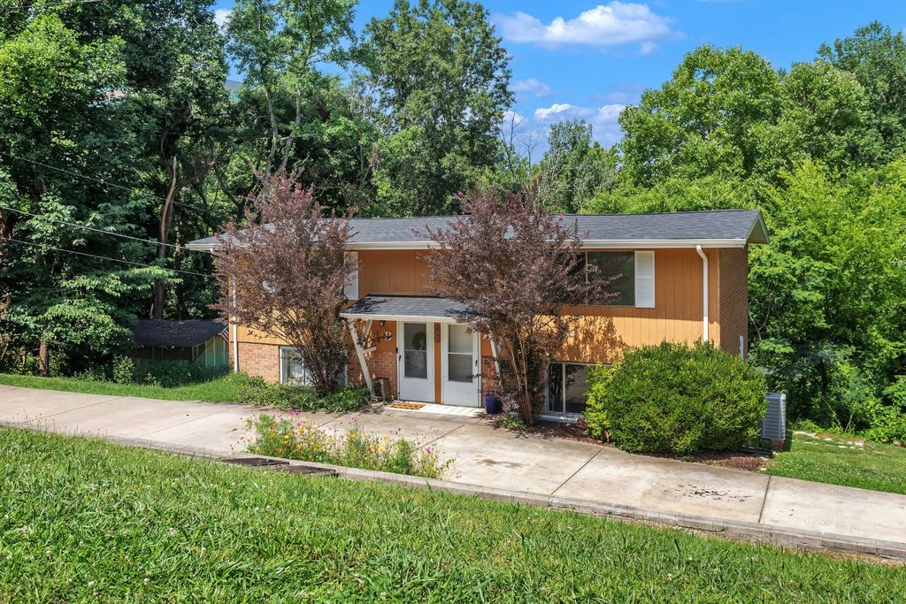 622 Ermac Drive A, Nashville