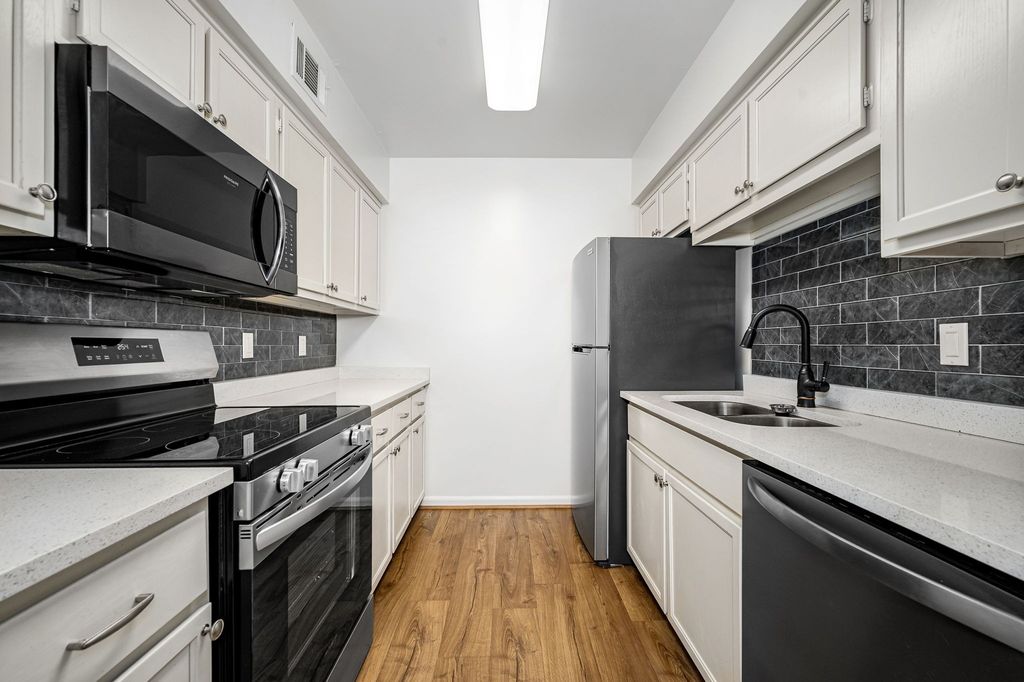 2122 Acklen Avenue 5, Nashville