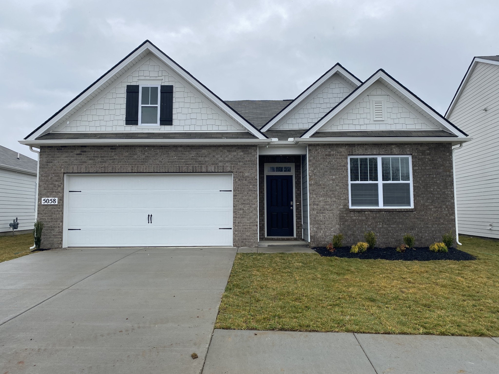 Photo of Listing #3305820