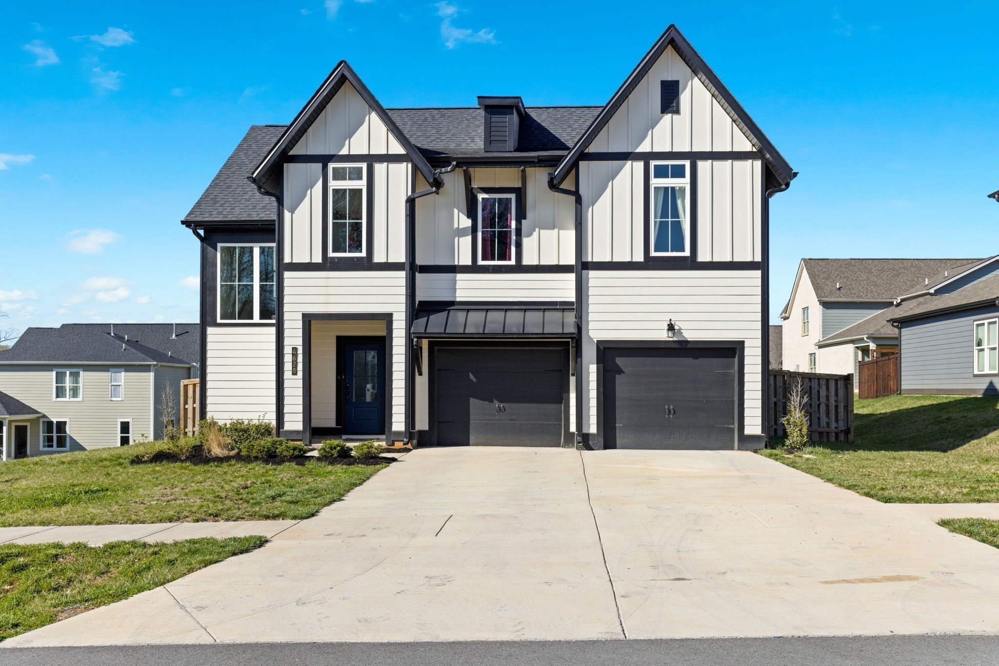 Photo of Listing #3305836