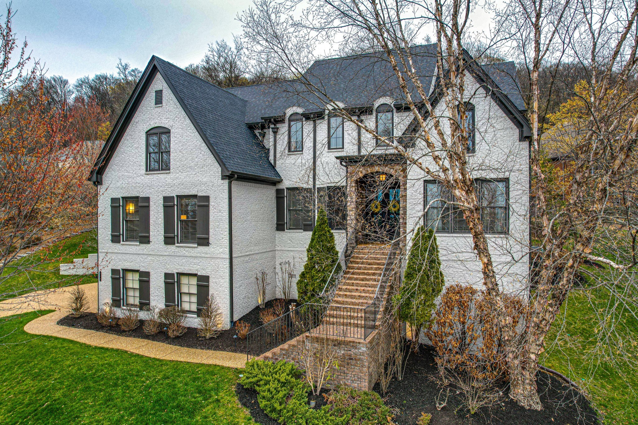 Photo of Listing #3306598