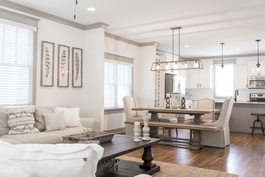 204 Burns Ave 13, Nashville