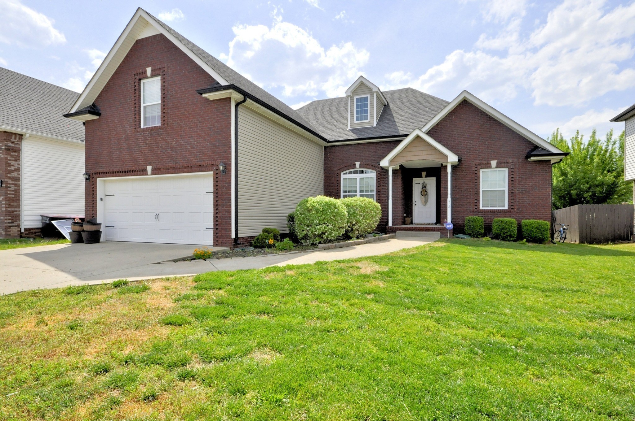 Photo for MLS 3309000 in 3714 Tradewinds Terrace Clarksville, TN - 37040