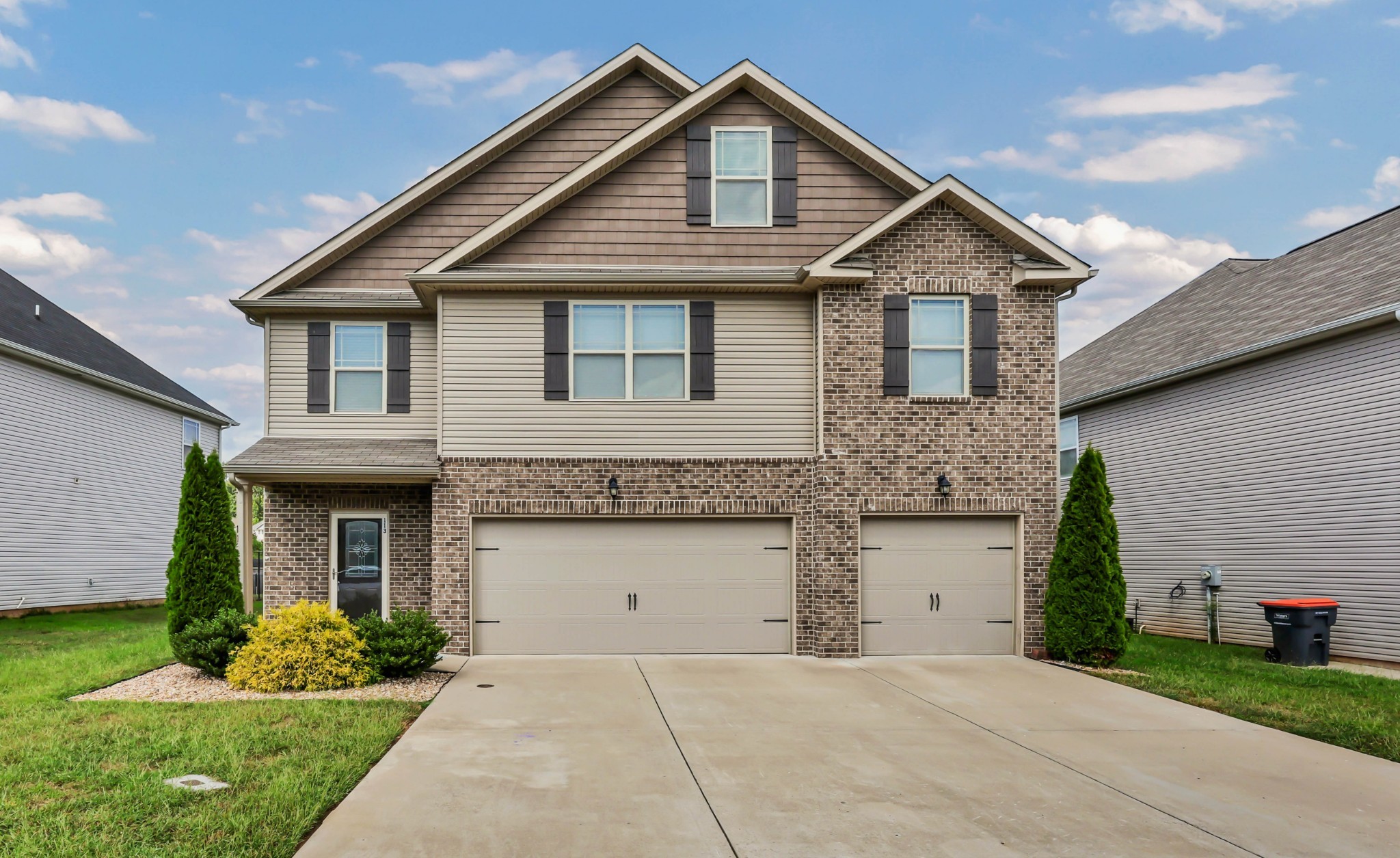 Photo of Listing #3309392