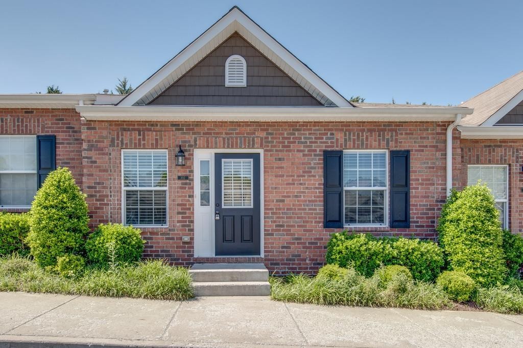 Photo of Listing #3311636