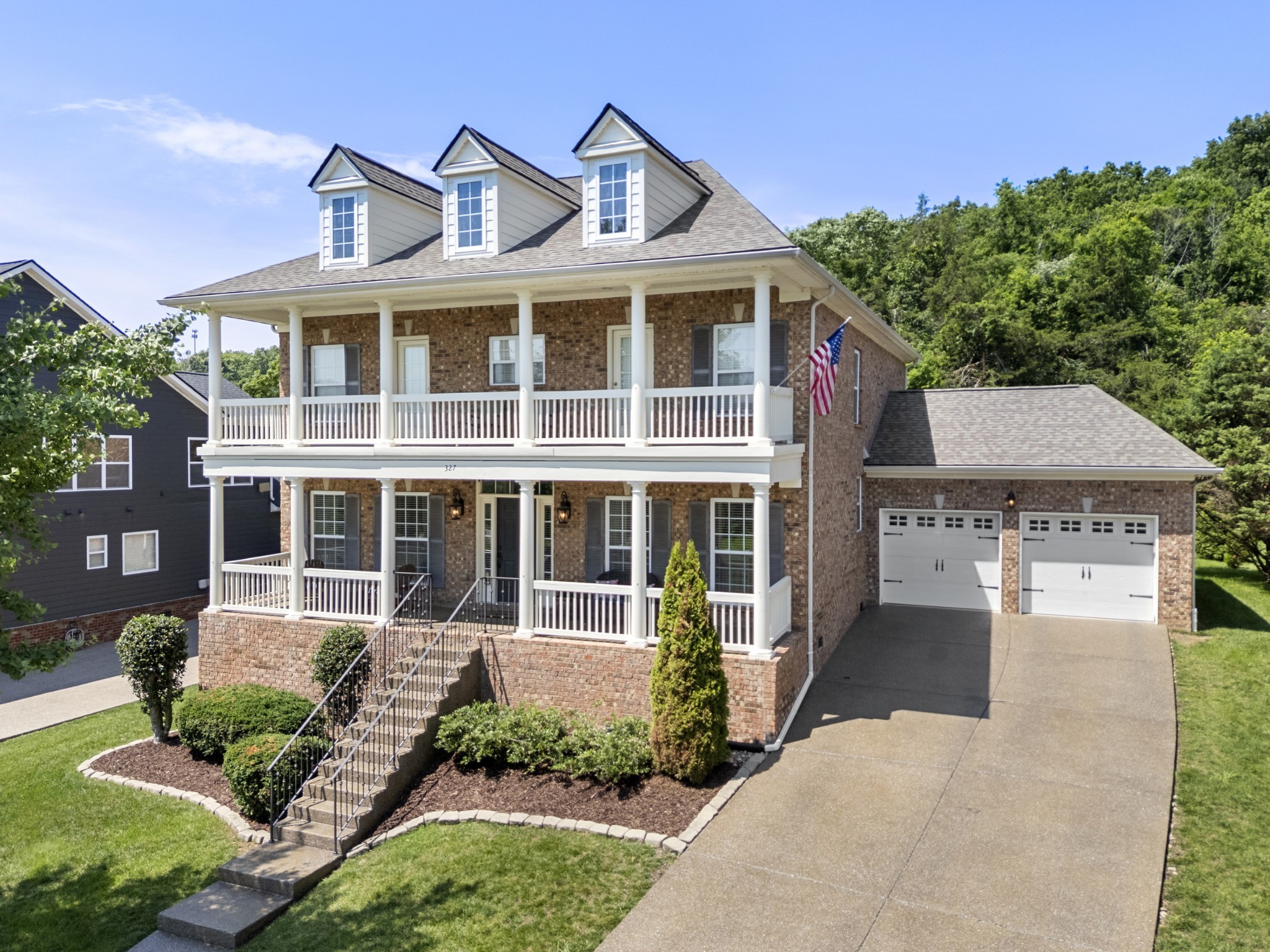 Photo of Listing #3318471