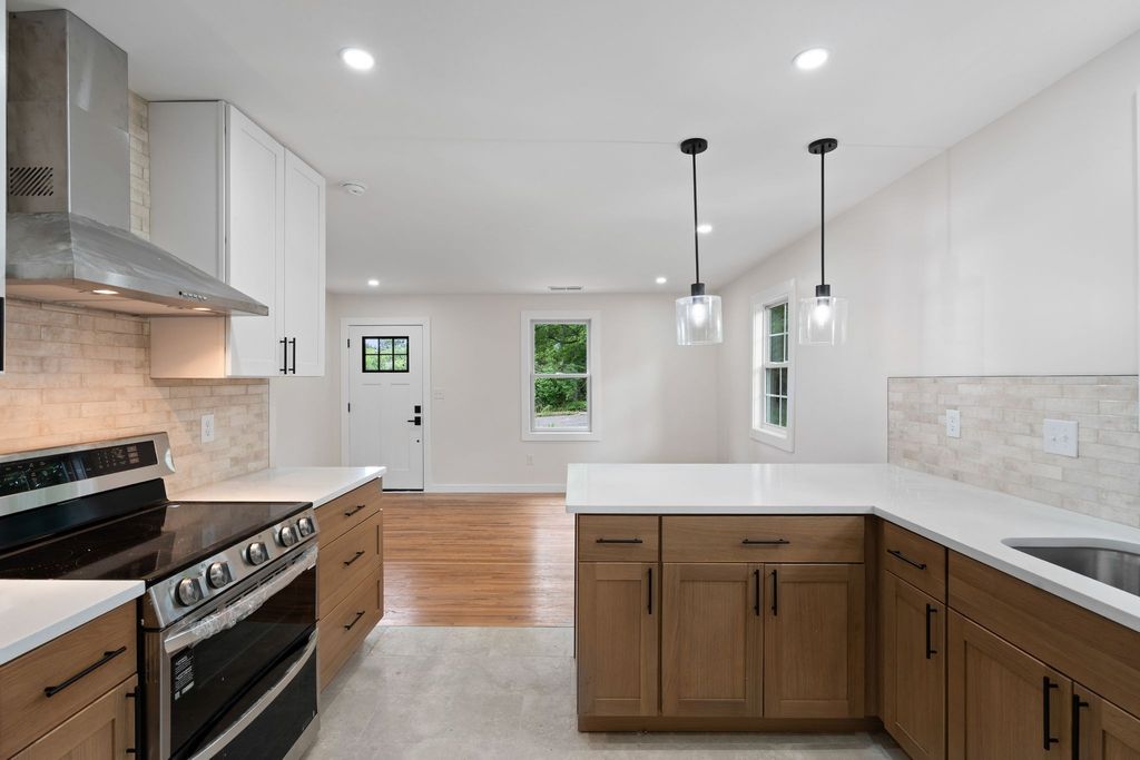 2026 Salem Mason Dr, Nashville