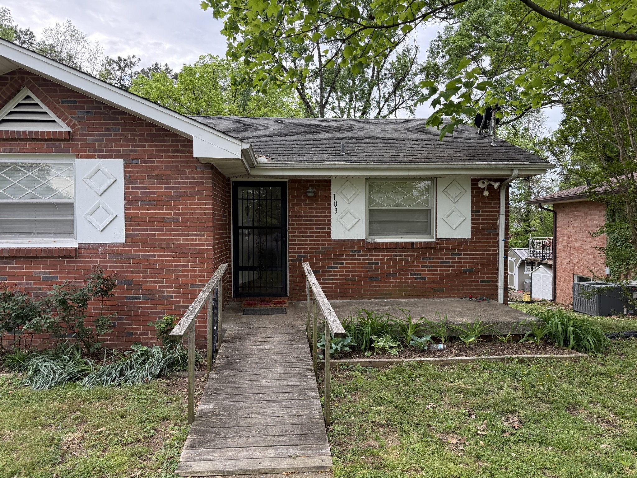 Photo of Listing #3319718
