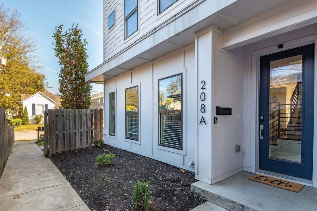 208 Myrtle St #1a, Nashville