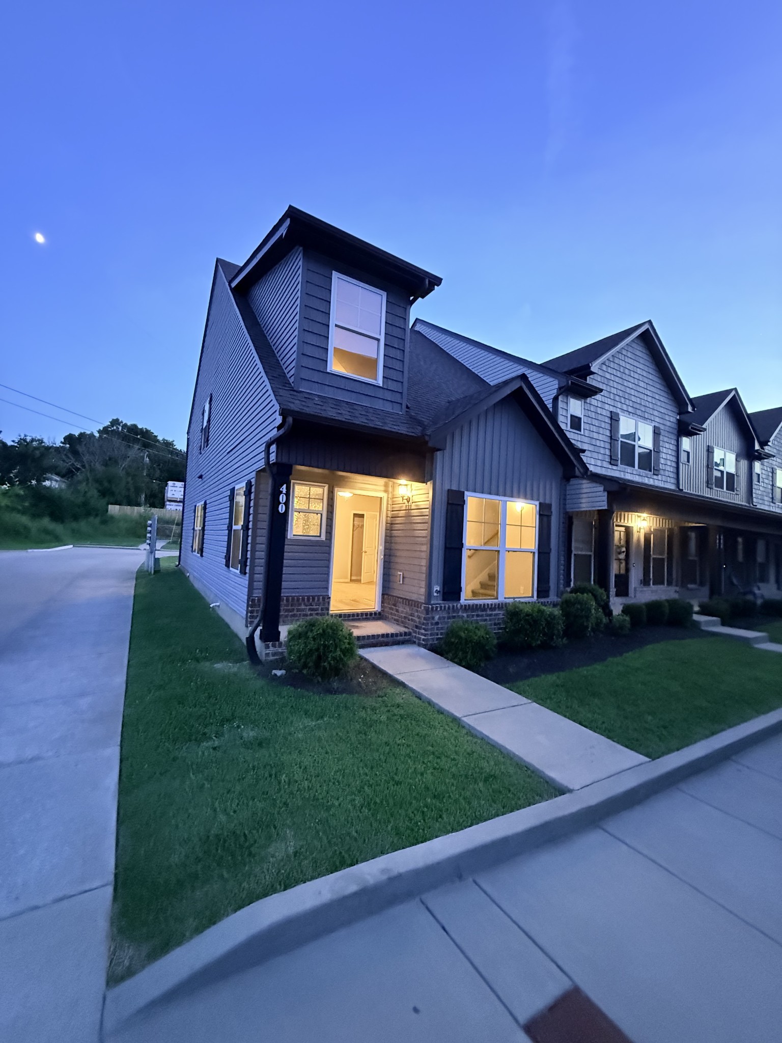 Photo of Listing #3335946