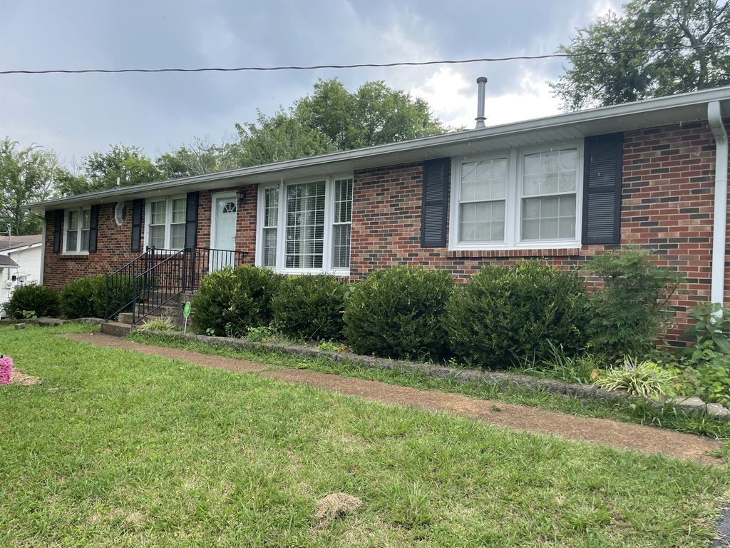 2817 Galesburg Dr, Nashville