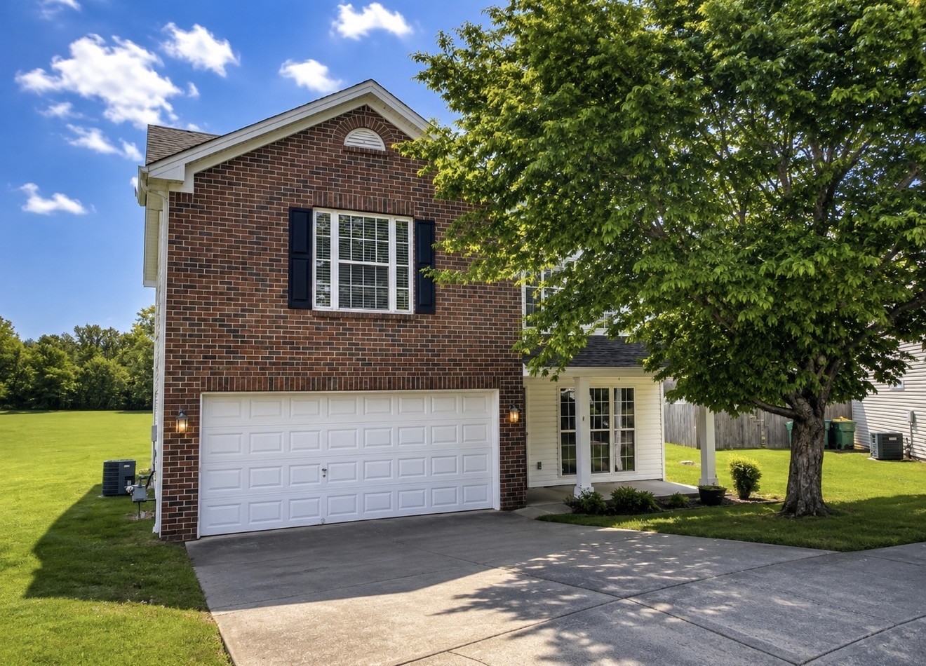 Photo of Listing #3501365