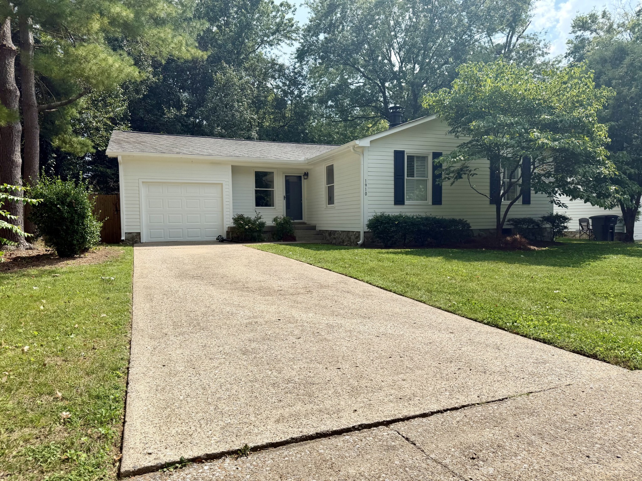 Photo of Listing #3501404