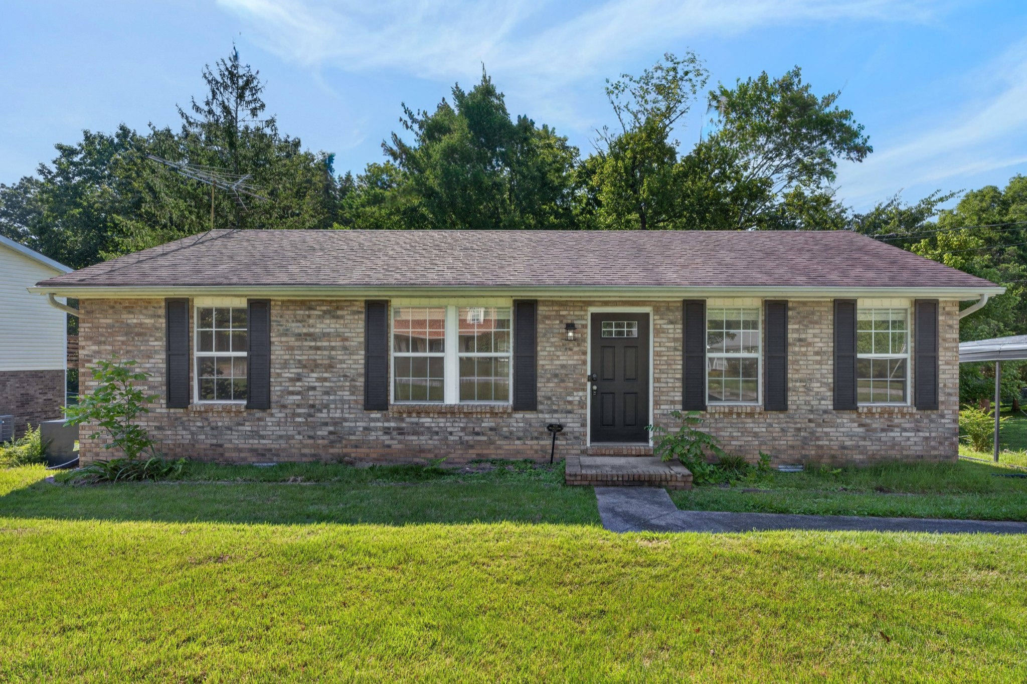 Photo of Listing #3502120