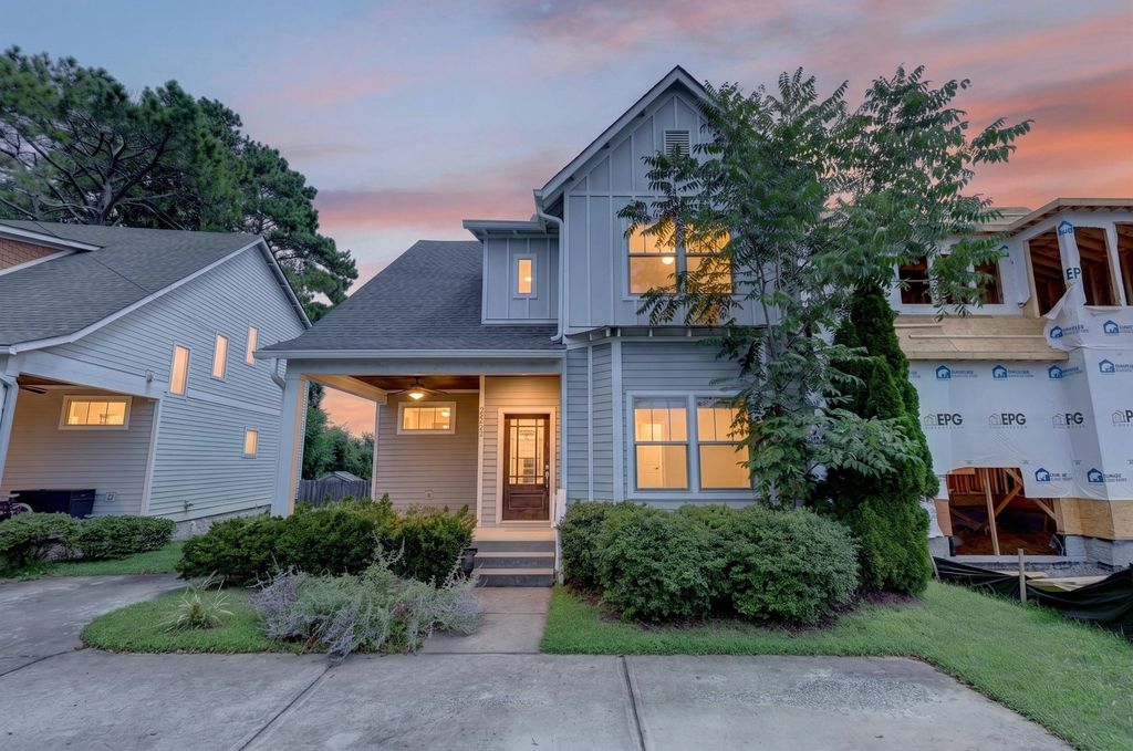 2409b Chapman Dr, Nashville