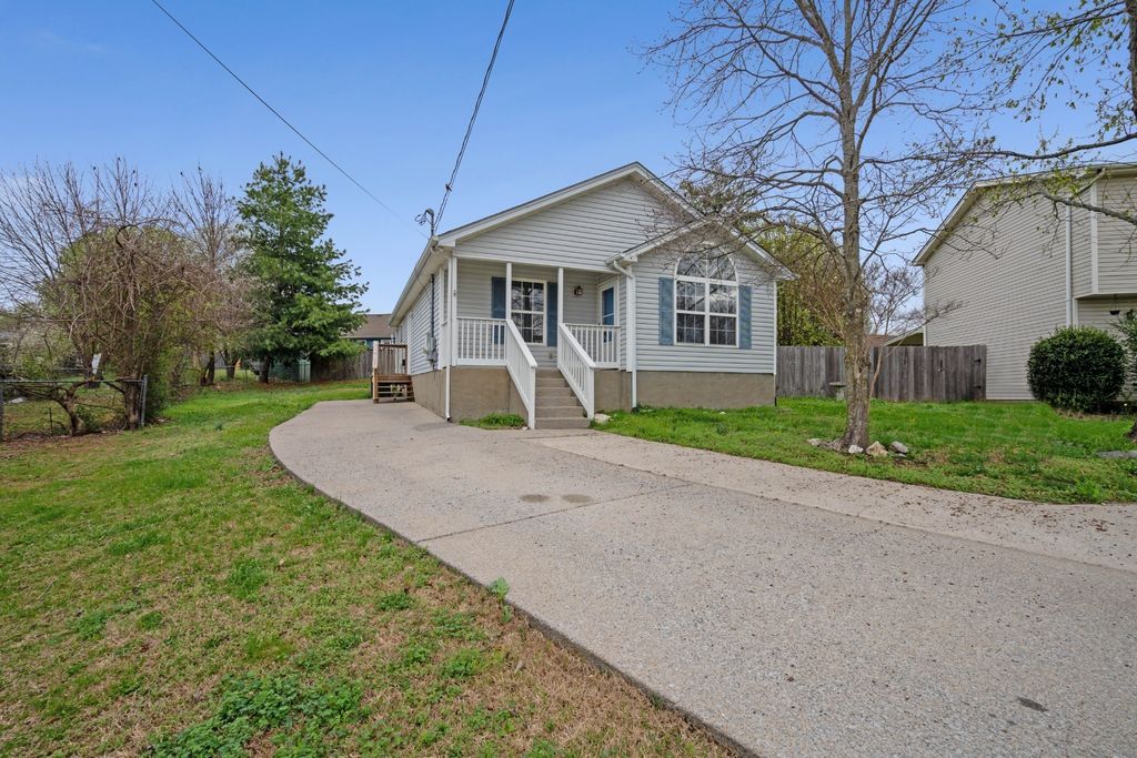 604 Hugh Duffy Cv, La Vergne
