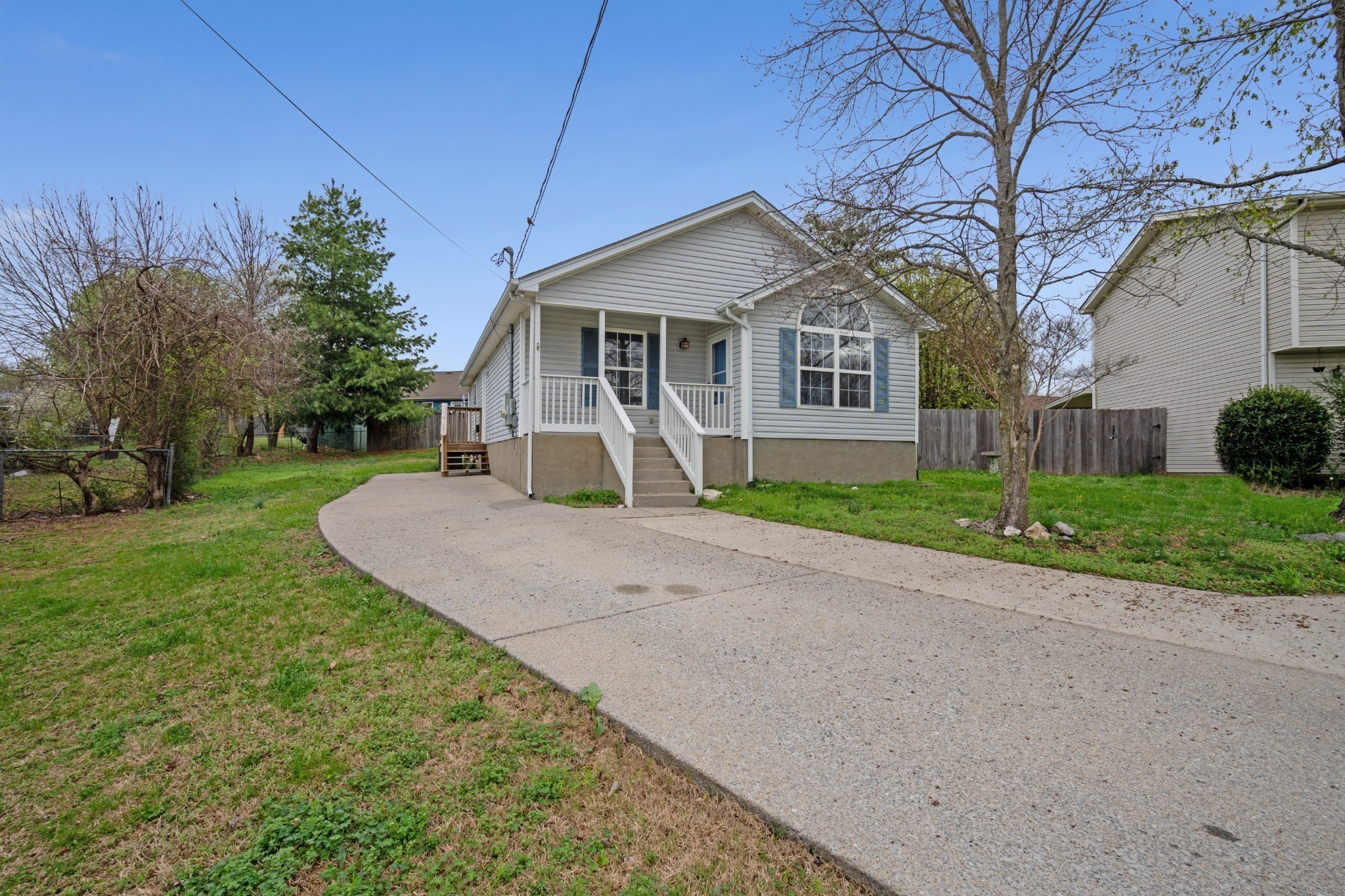 Photo for MLS 3510637 in 604 Hugh Duffy Cv La Vergne, TN - 37086