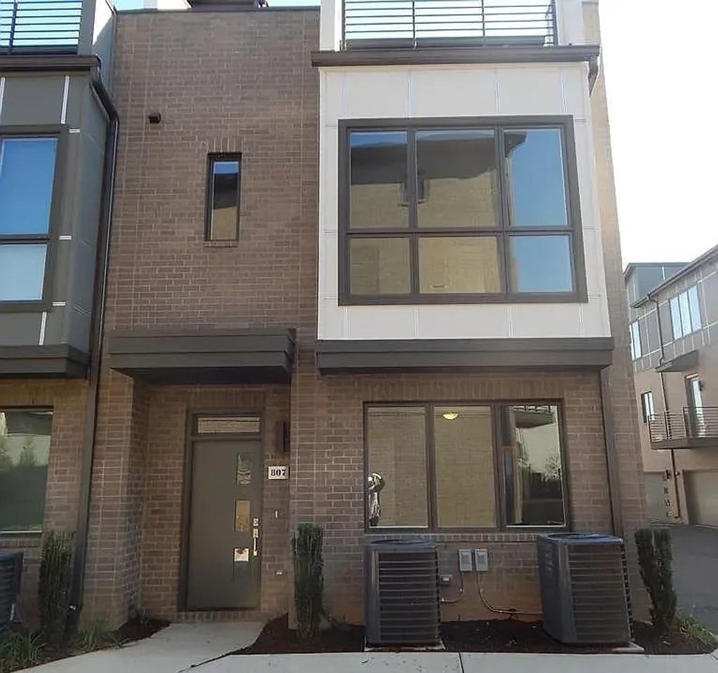 807 Melpark Ct, Nashville