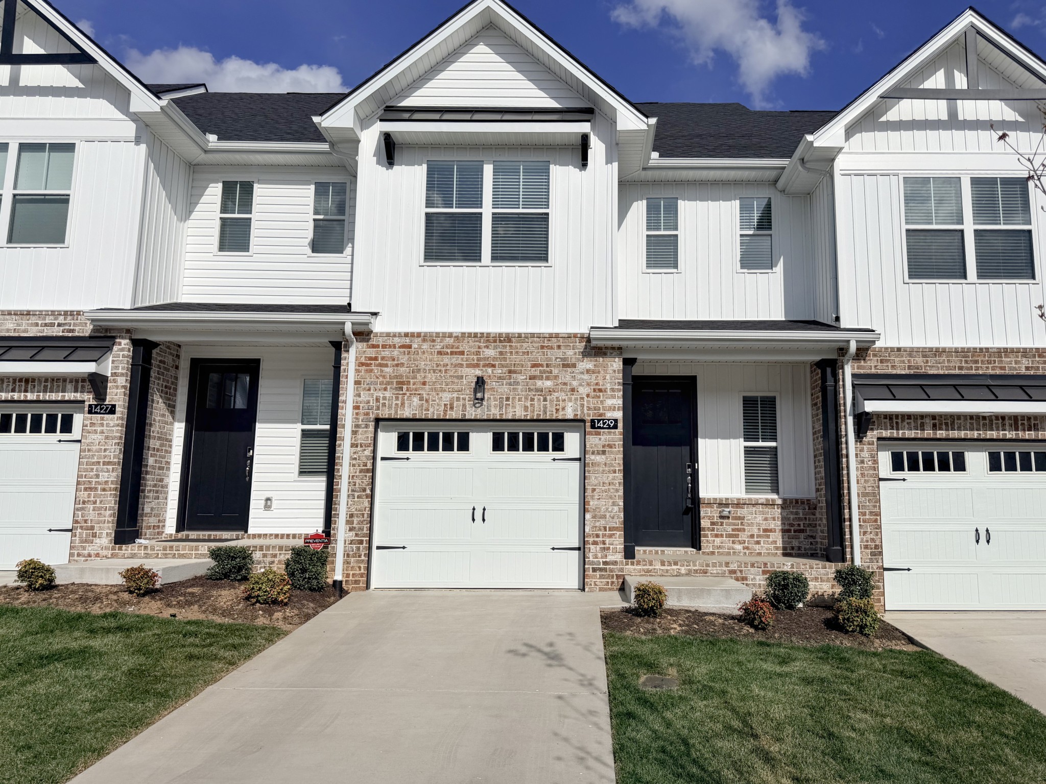 Photo of Listing #3511116