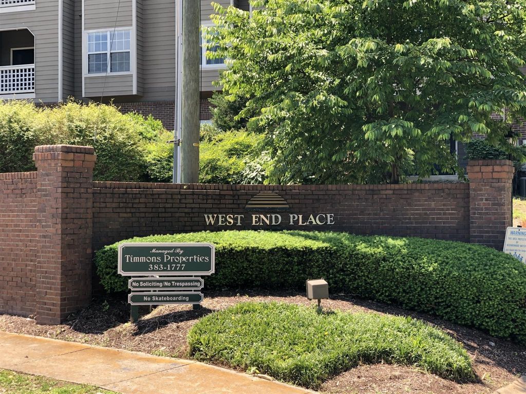 105 West End Place 105, Nashville