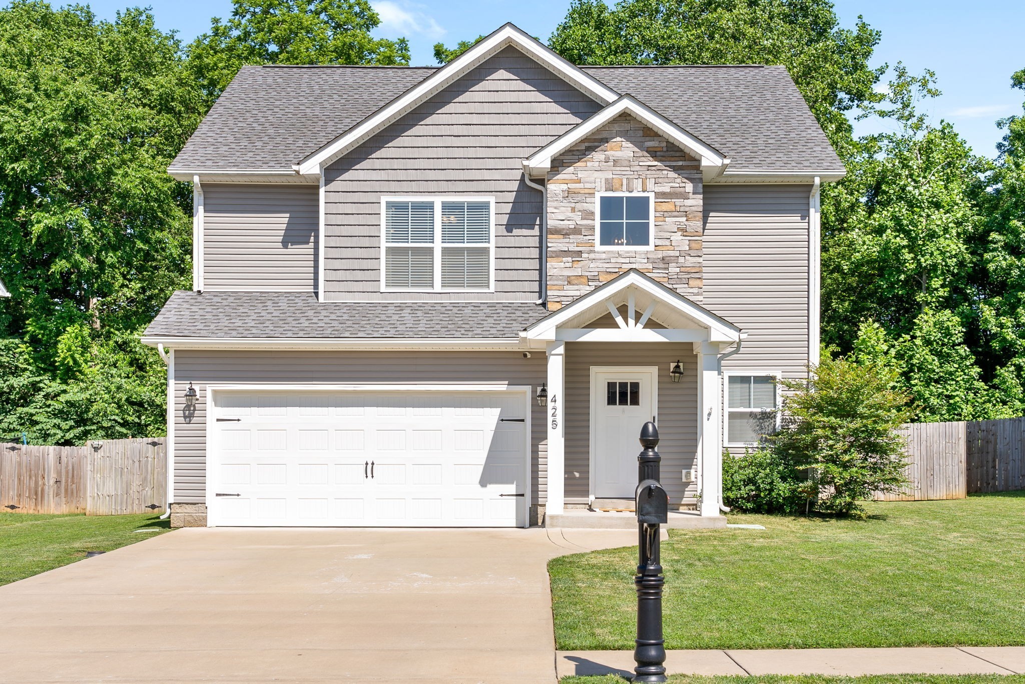 Photo of Listing #3512331