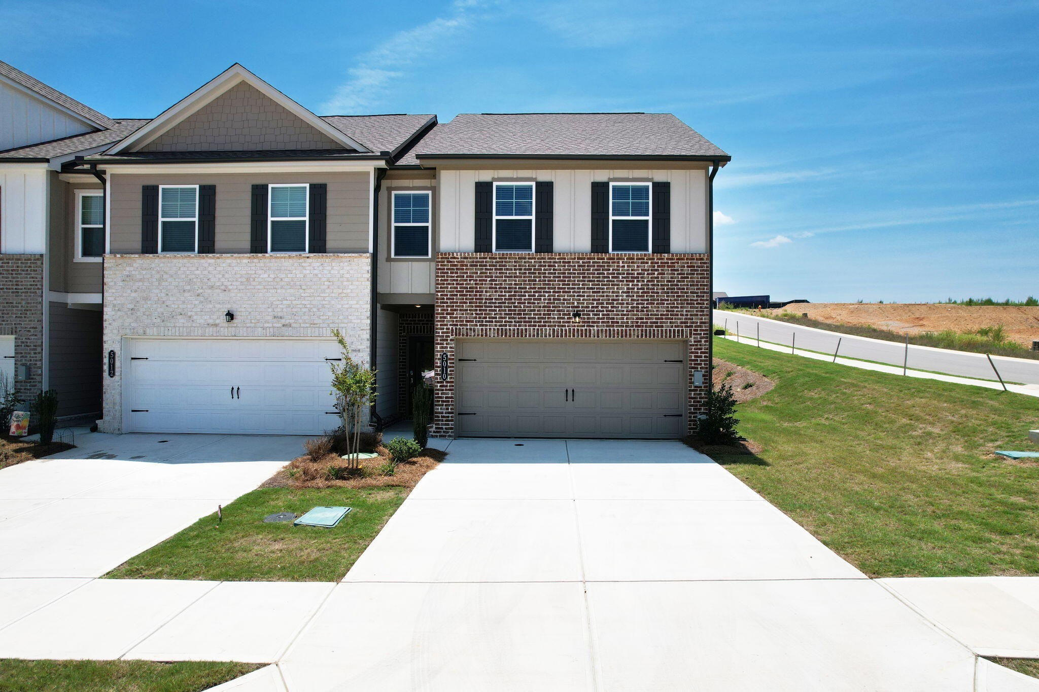 Photo of Listing #3512617