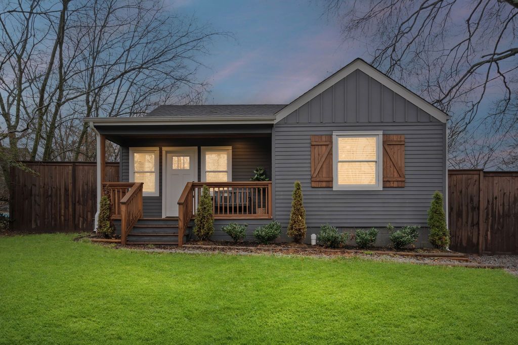1605 Lischey Ave, Nashville