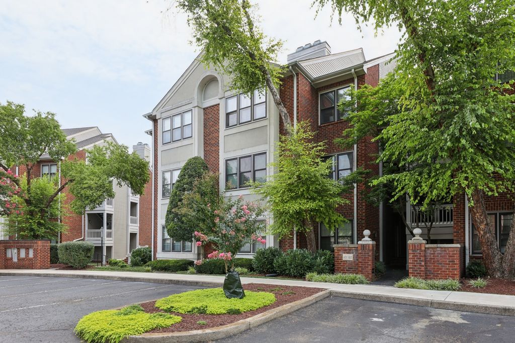 401 Ashlawn Ct, Nashville