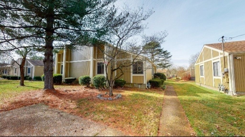 805 Bellevue Rd, Nashville