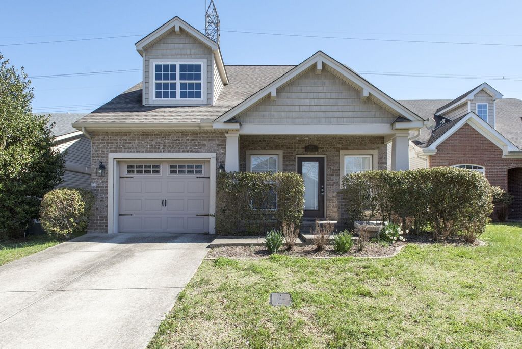 1437 Bending River Dr, Nashville