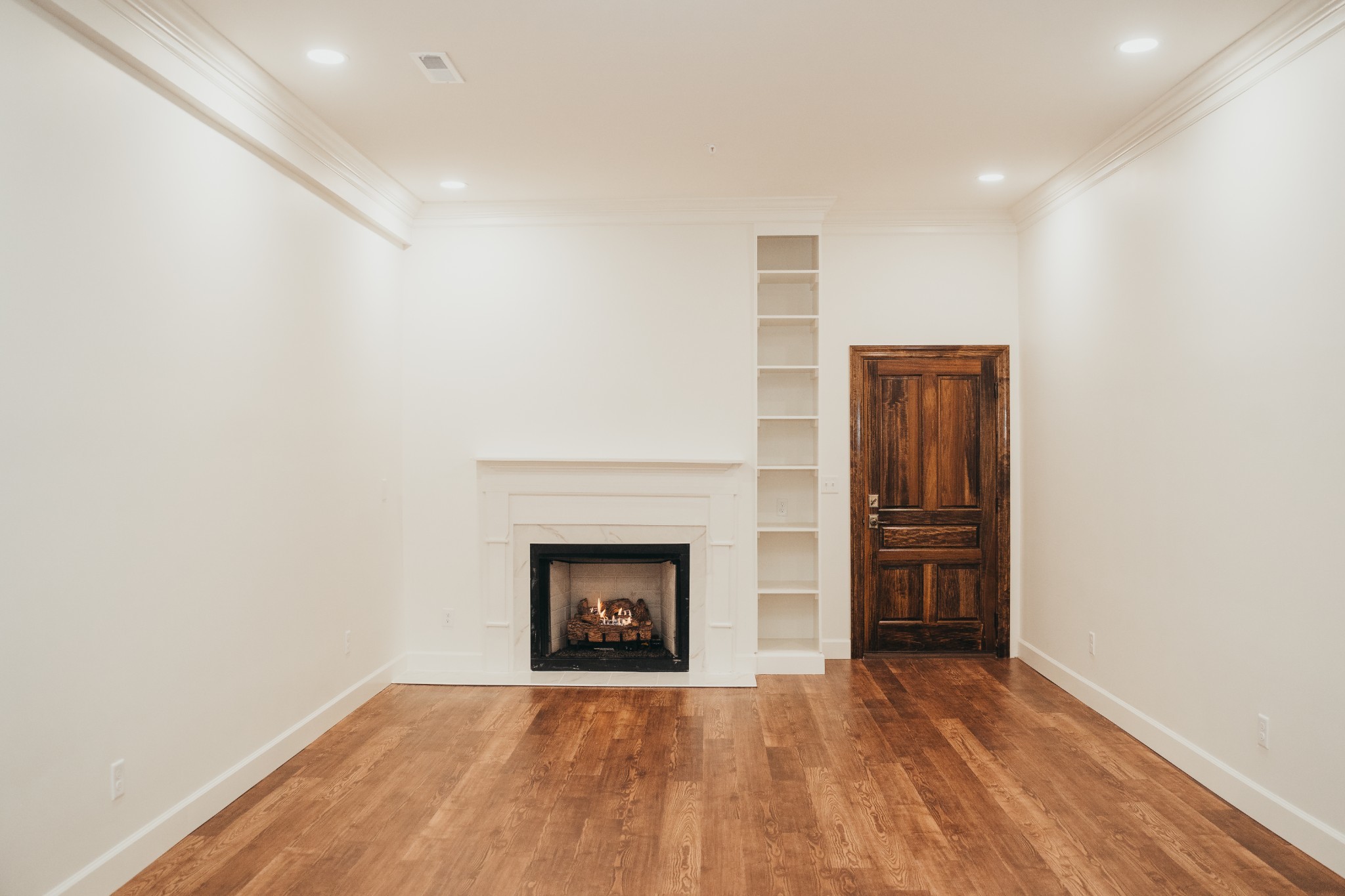 Photo of Listing #3520246