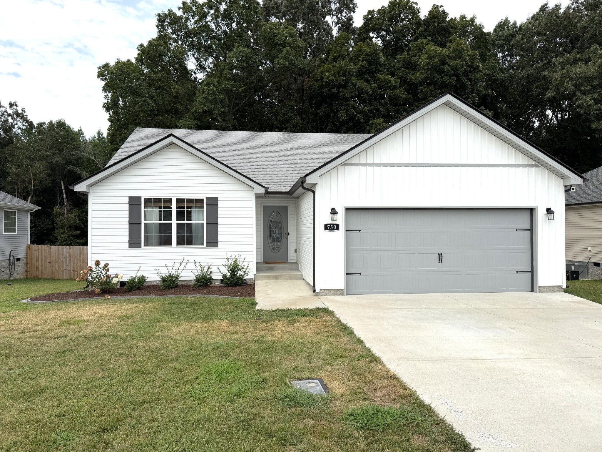 Photo of Listing #3520749
