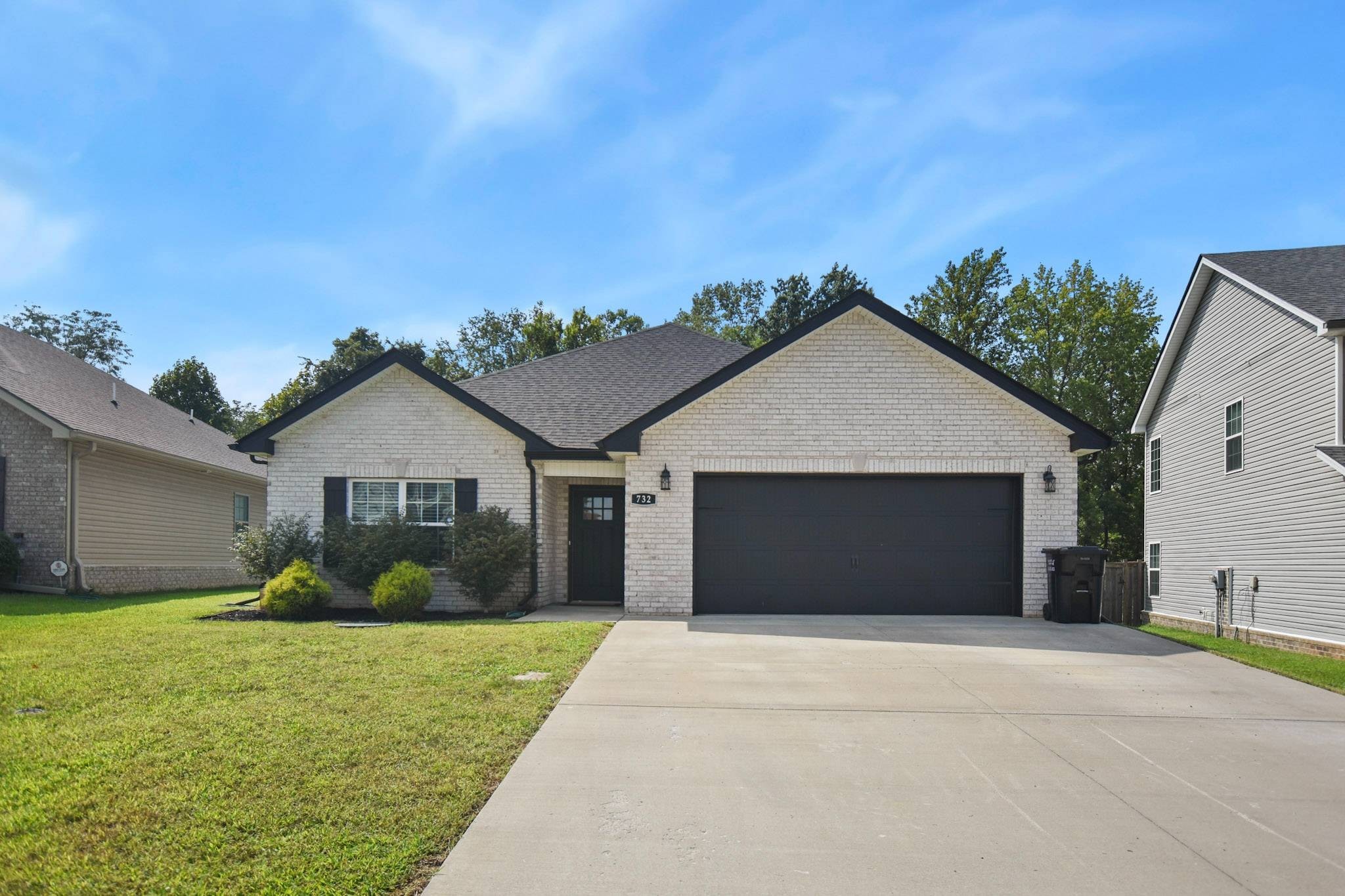 Photo of Listing #3525654