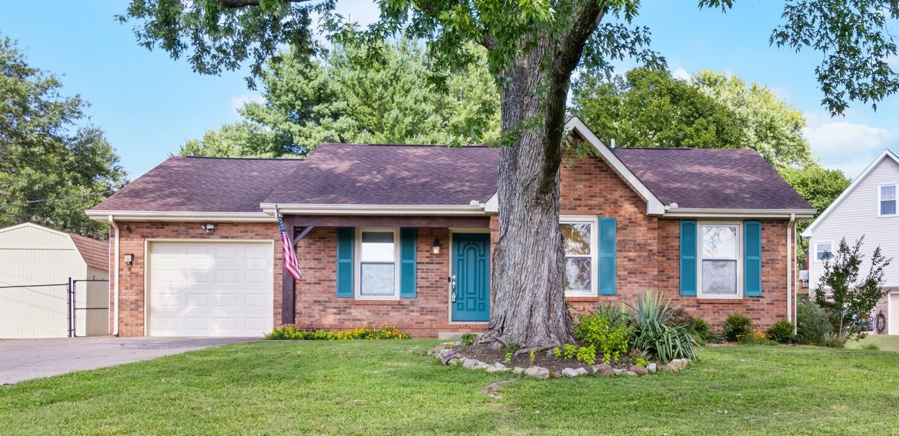 Photo of Listing #3526384