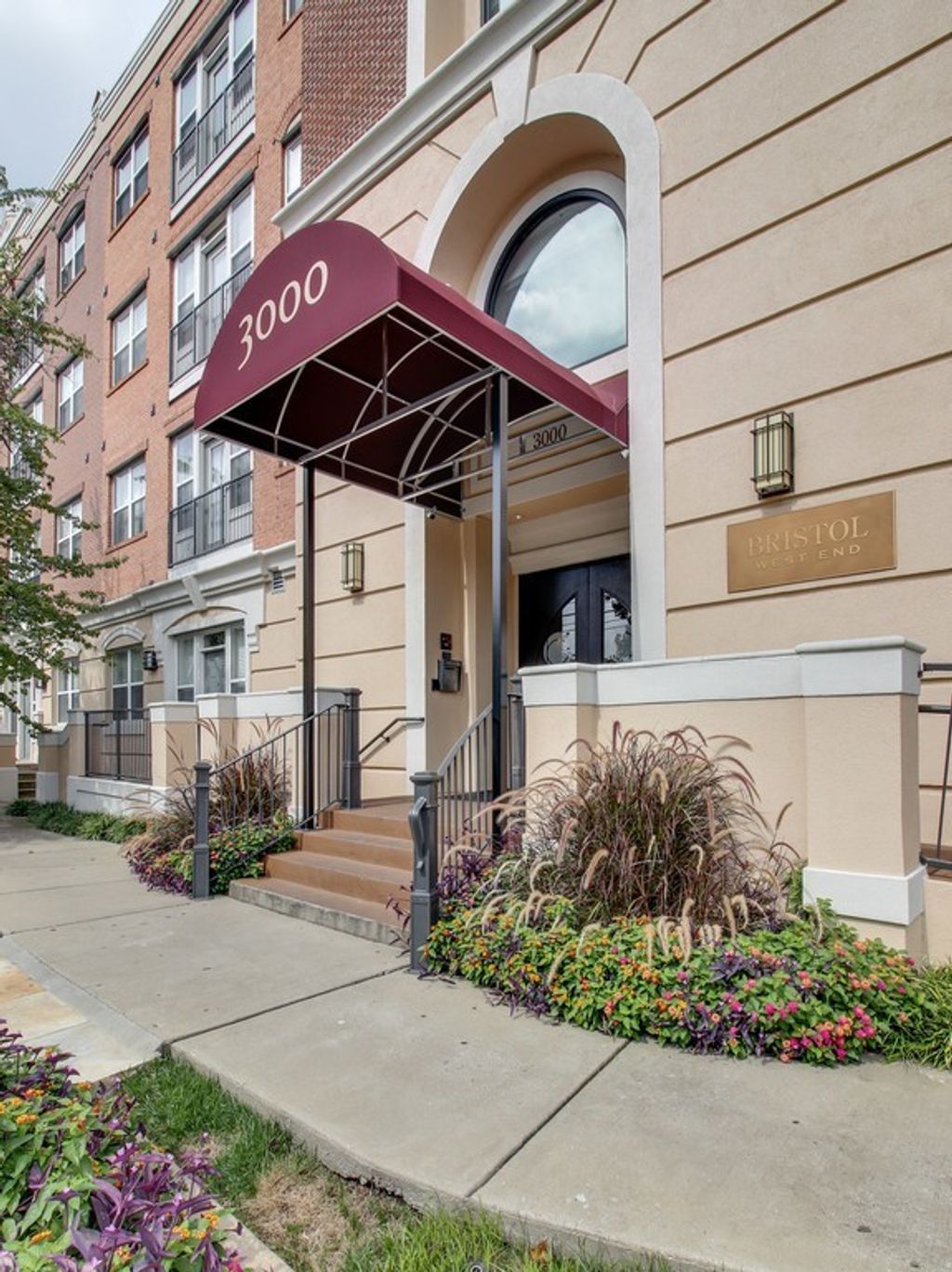 3000 Vanderbilt Pl 421, Nashville