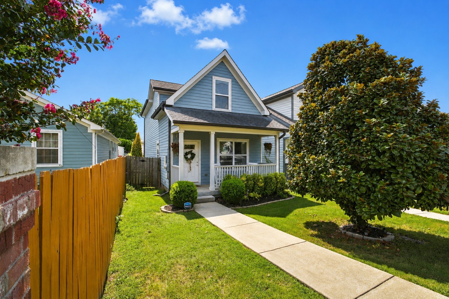 Photo of Listing #3528794