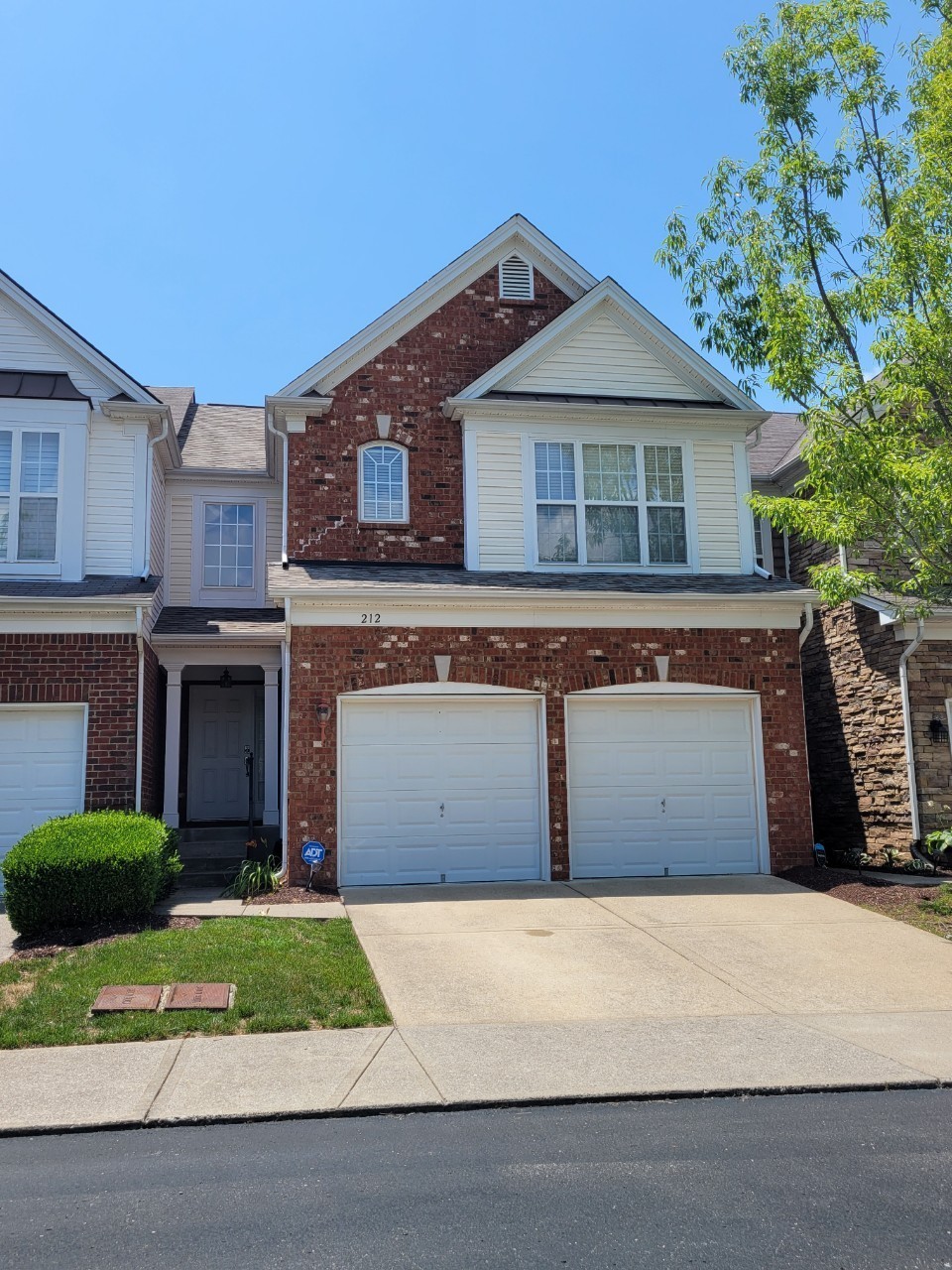 Photo of Listing #3529538