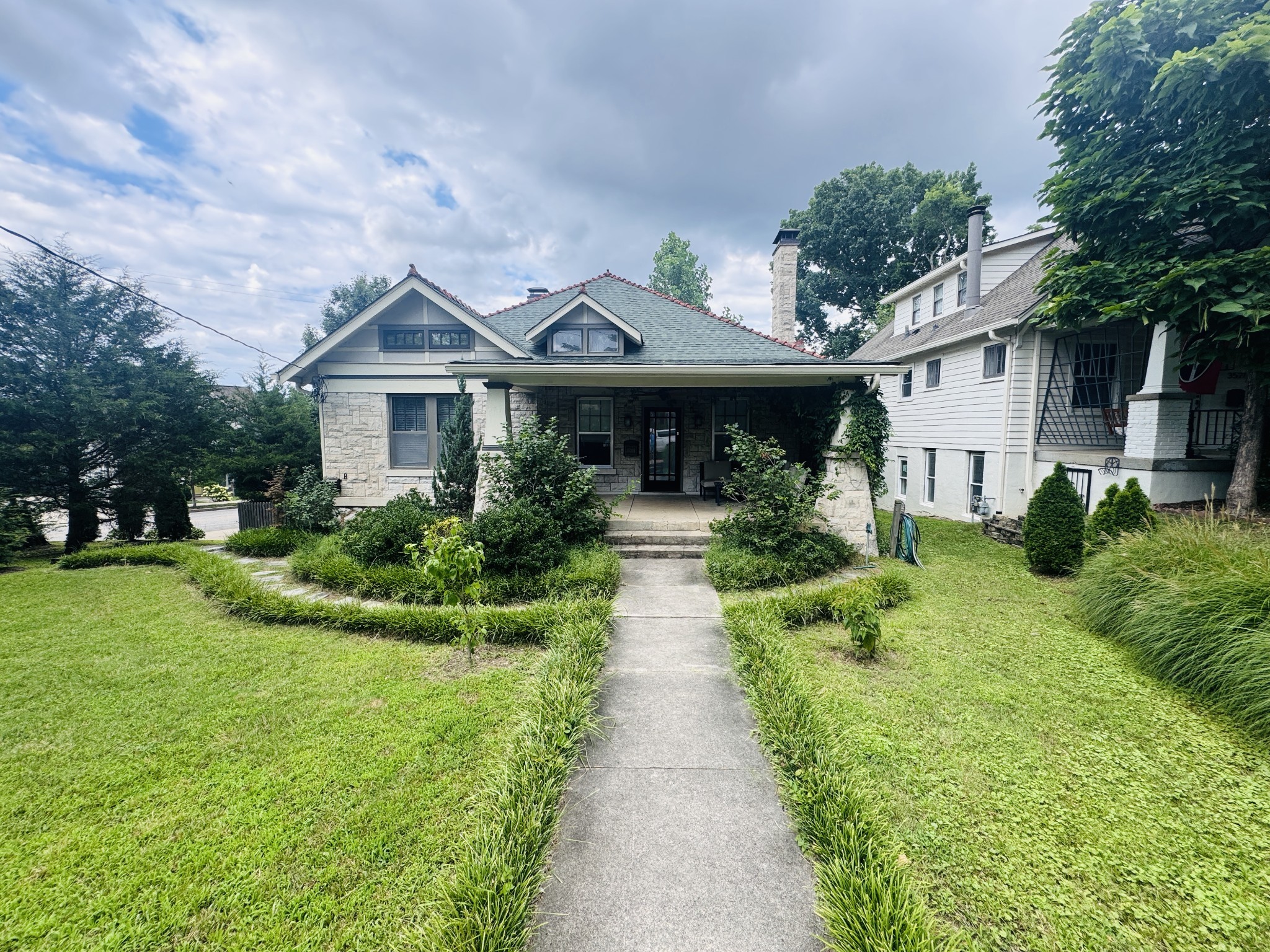 Photo of Listing #3529692