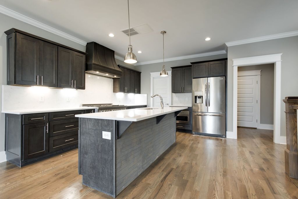 433 36th Ave N, Nashville