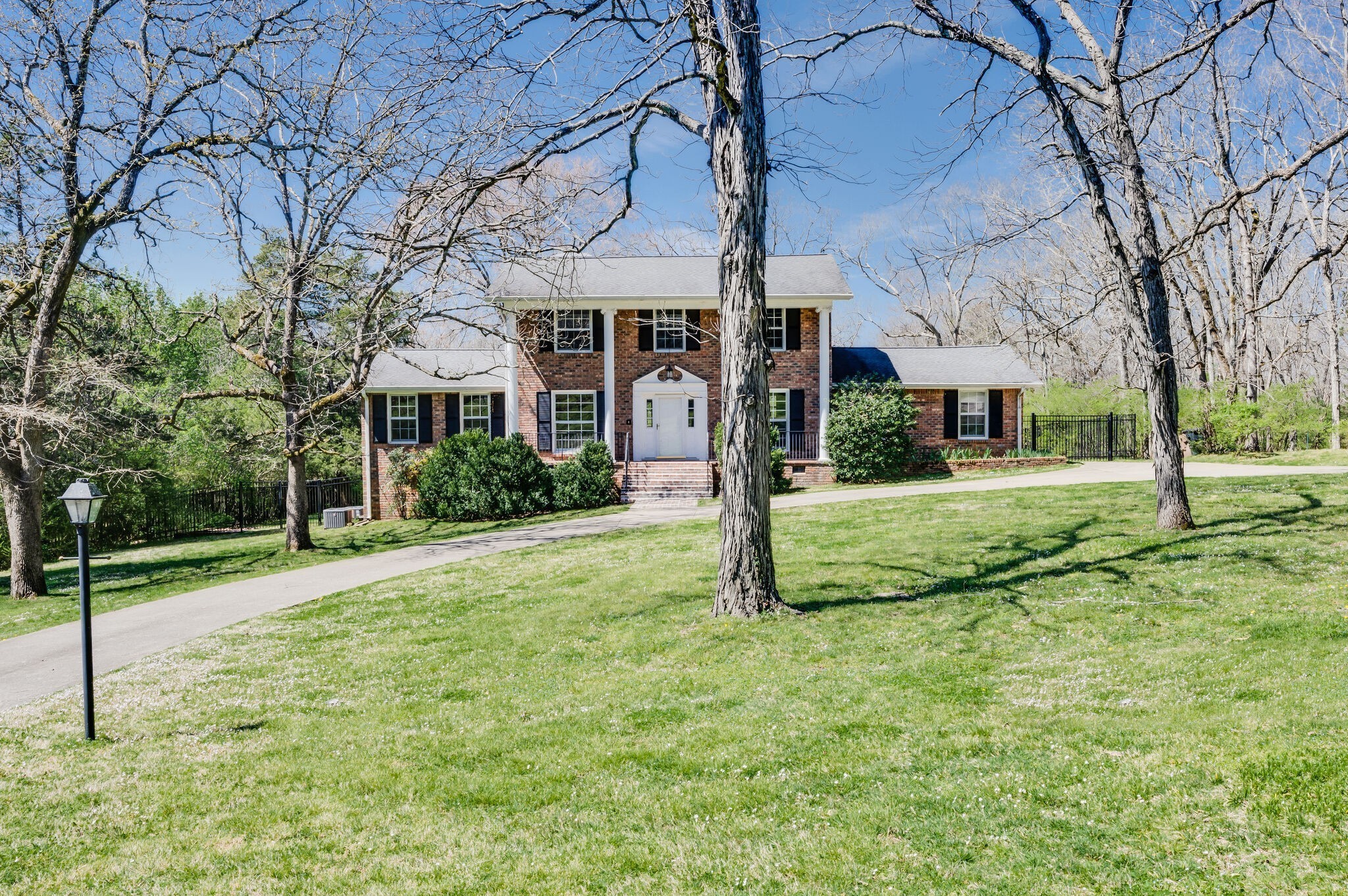 Photo of Listing #3530217